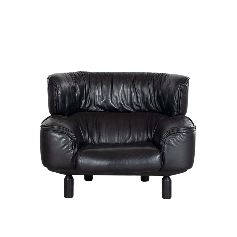 Vintage bull leather armchair by Gianfranco Frattini for Cassina, 1987s