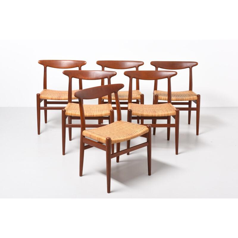  Set of 6 dining room chairs in rattan "W2", Hans J. WEGNER - 1950s