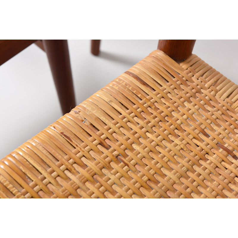  Set of 6 dining room chairs in rattan "W2", Hans J. WEGNER - 1950s