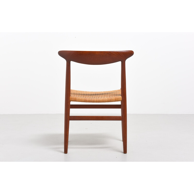  Set of 6 dining room chairs in rattan "W2", Hans J. WEGNER - 1950s