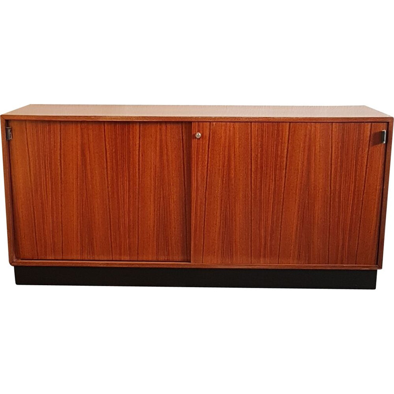 Vintage rosewood sideboard by Florence Knoll