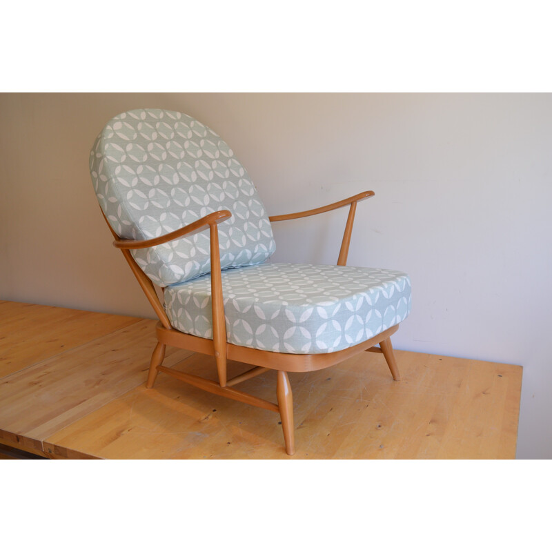 Ercol 203 armchair in grey and white fabric, Lucian ERCOLANI - 1960s