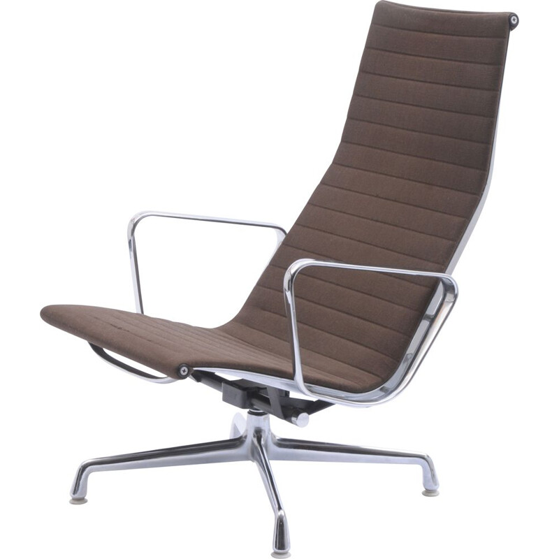 Vintage EA 124 swivel lounge chair by Charles and Ray Eames for Vitra