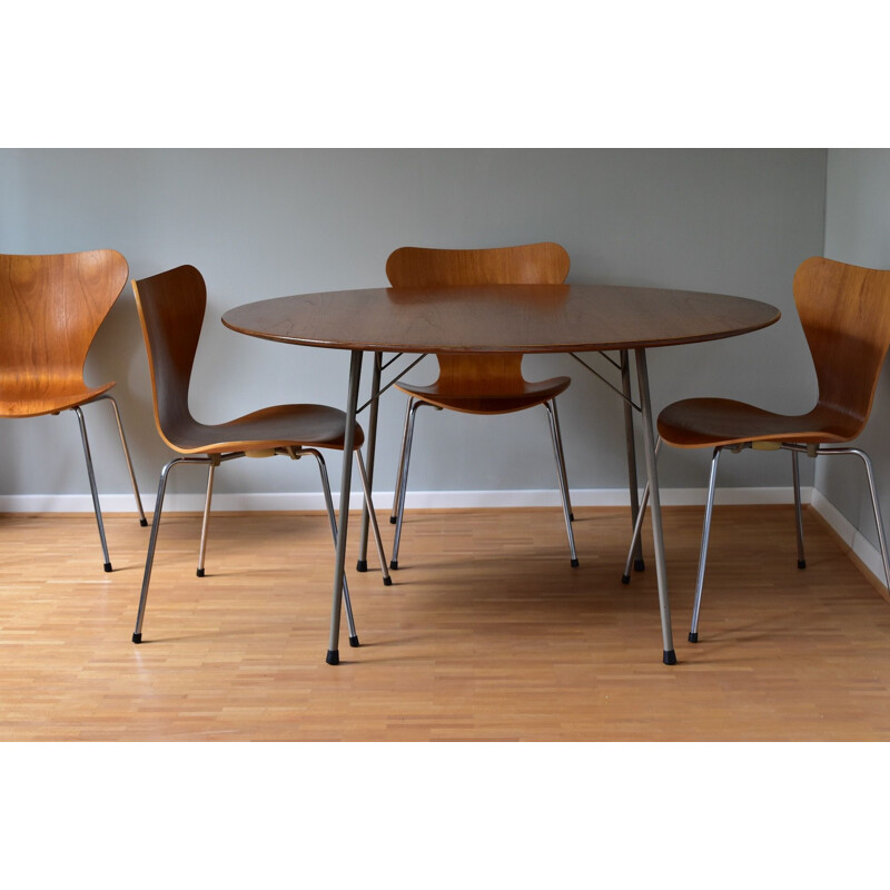 Set of 4 teak 3107 vintage dining chairs by Arne Jacobsen for Fritz Hansen, Denmark