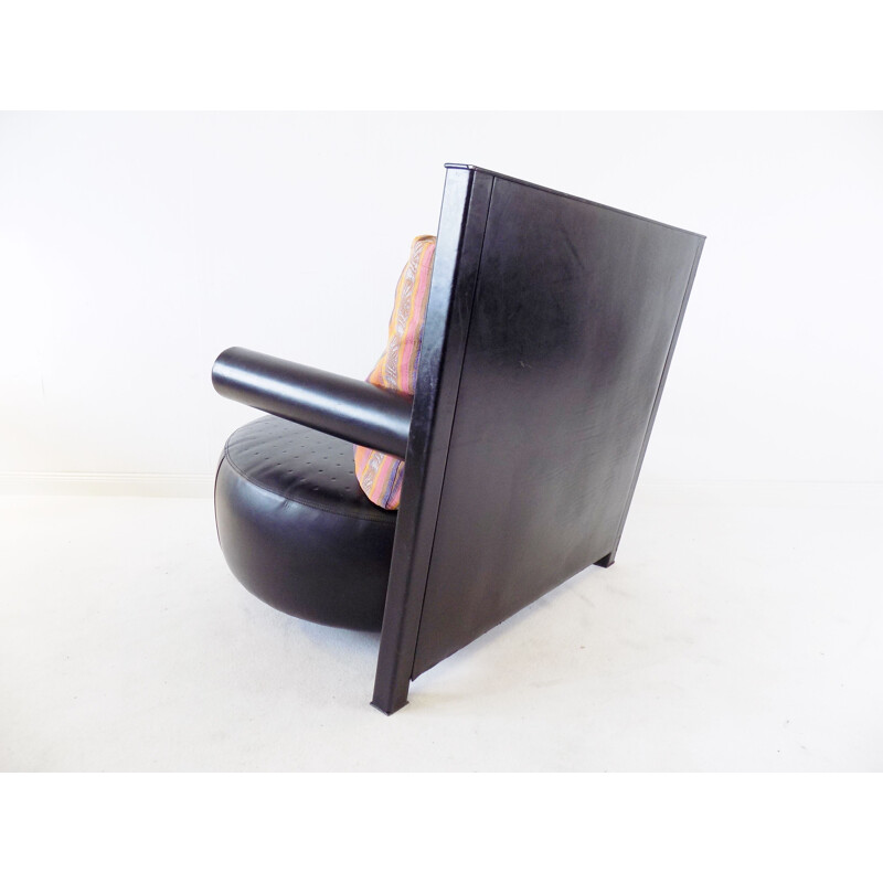 Mid-century Baisity leather armchair by Antonio Citterio for B&B Italia