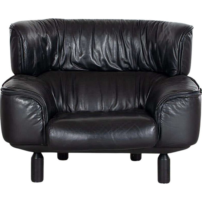 Vintage bull leather armchair by Gianfranco Frattini for Cassina, 1987s