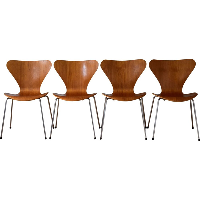 Set of 4 teak 3107 vintage dining chairs by Arne Jacobsen for Fritz Hansen, Denmark