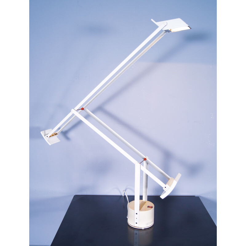 Mid century white desk lamp Tizio by Richard Sapper for Artemide, 1972s