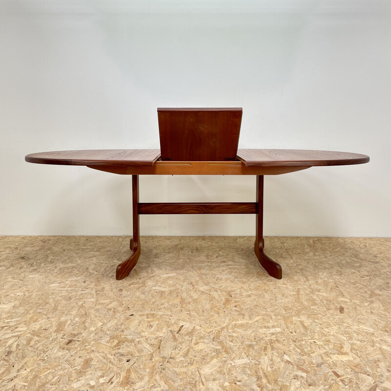 Vintage teak extension table by Victor Wilkins for G Plan, 1960s