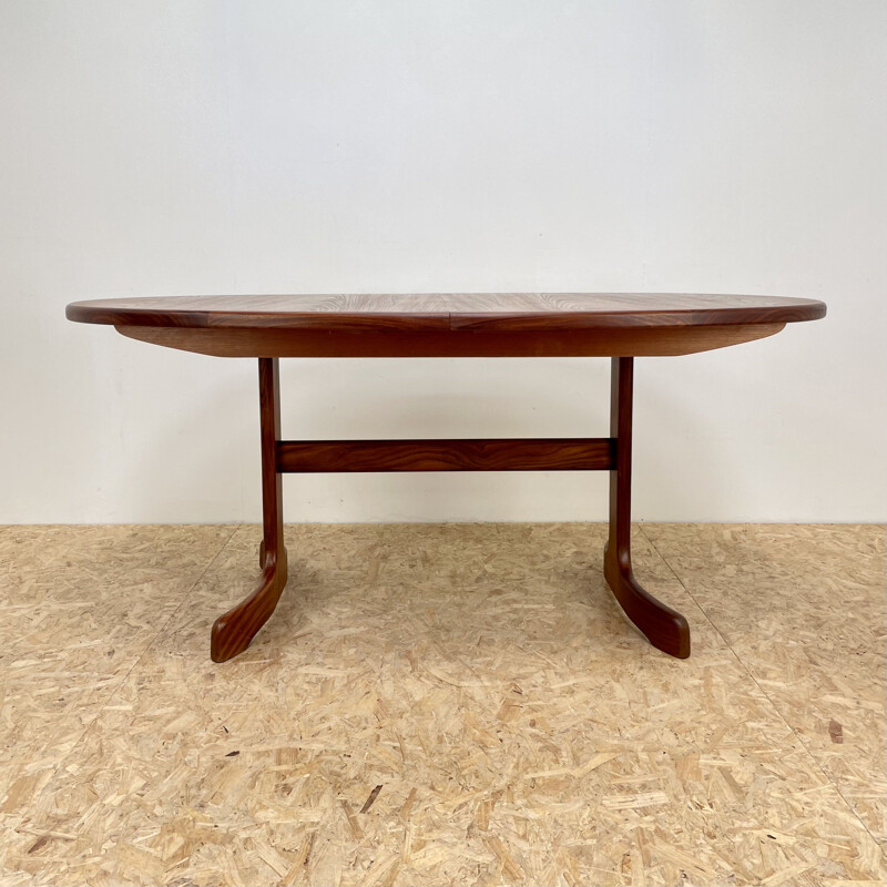 Vintage teak extension table by Victor Wilkins for G Plan, 1960s