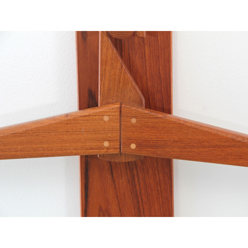 Scandinavian vintgage teak coat rack model 140 with 3 hangers by Aksel Kjersgaard