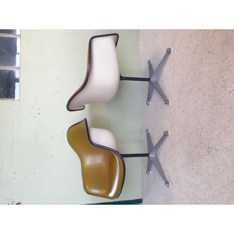 Pair of vintage PAC fiberglass armchairs by Eames for Herman Miller, 1960