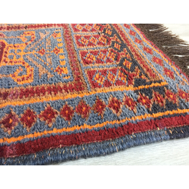 Orientalischer Vintage-Teppich aus reiner Wolle