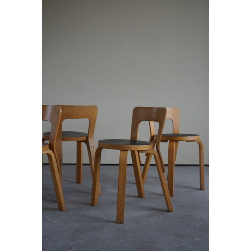 Ensemble de 4 chaises vintage modèle 65 style moderne par Alvar Aalto pour Artek, 1950