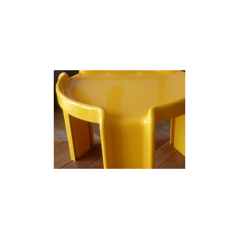 Set of Kartell nesting tables in yellow ABS plastic, Giotto STOPPINO - 1970s