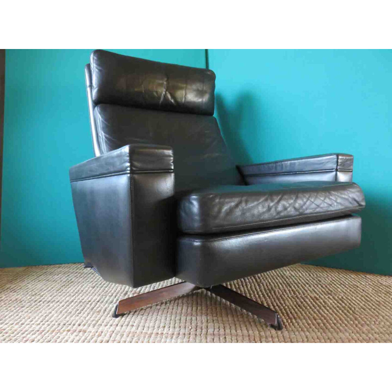 Black leather Danish lounge chair - 1970s