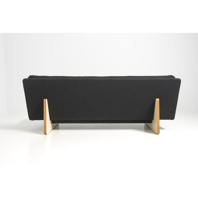 Mid century lounge sofa by Kho Liang Ie for Artifort, Netherlands 1960s