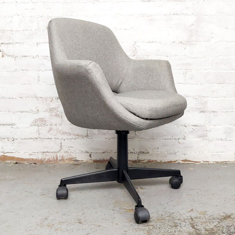 Vintage swivel chair, 1960s