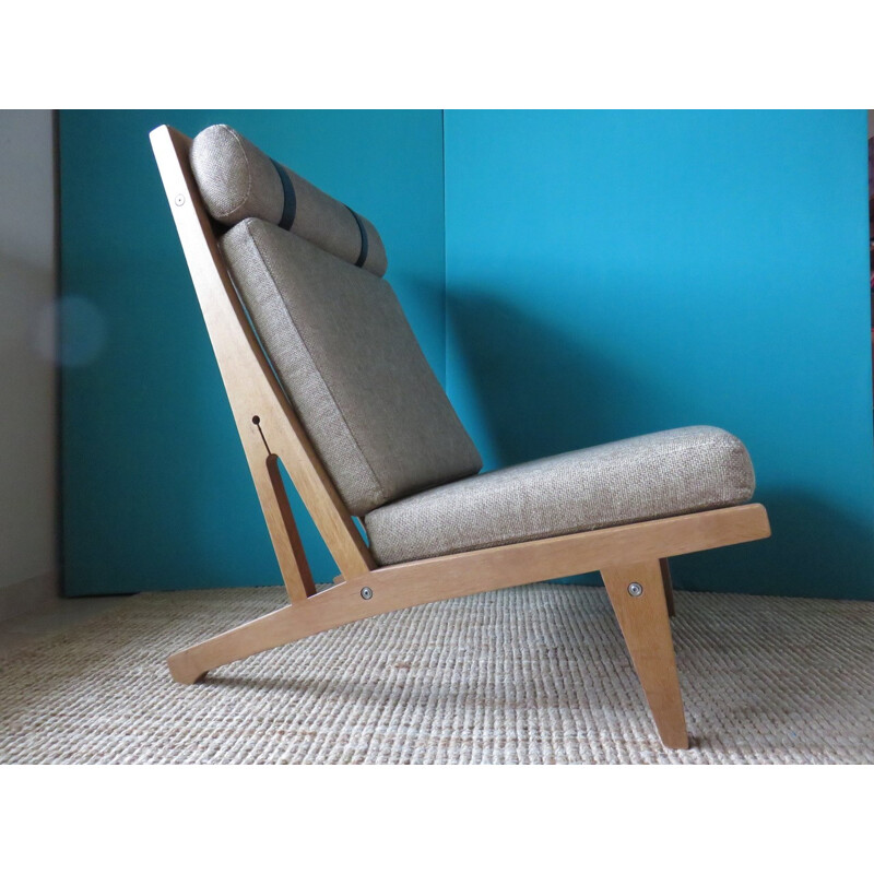 Danish low chair, Hans WEGNER - 1960s