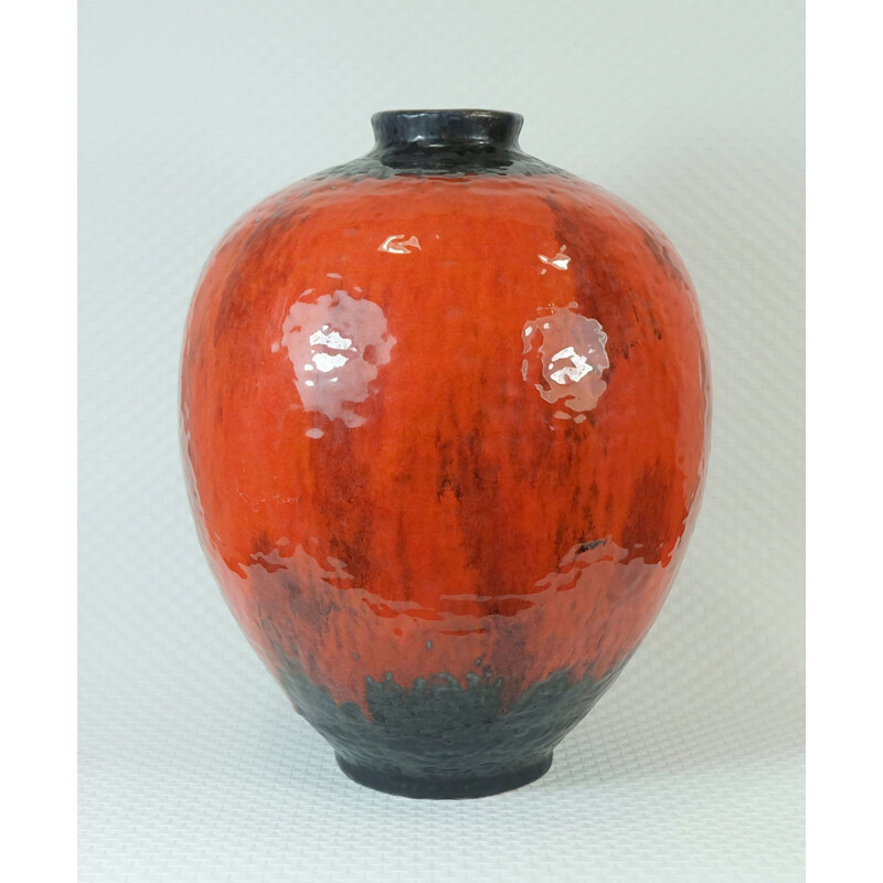 Vase "822-31" Carstens en céramique orange et noire - 1960