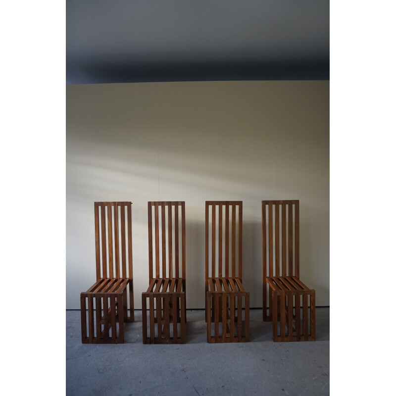 Set of 4 vintage high back pine chairs by Lella & Massimo Vignelli for Driade, Italy 1974s