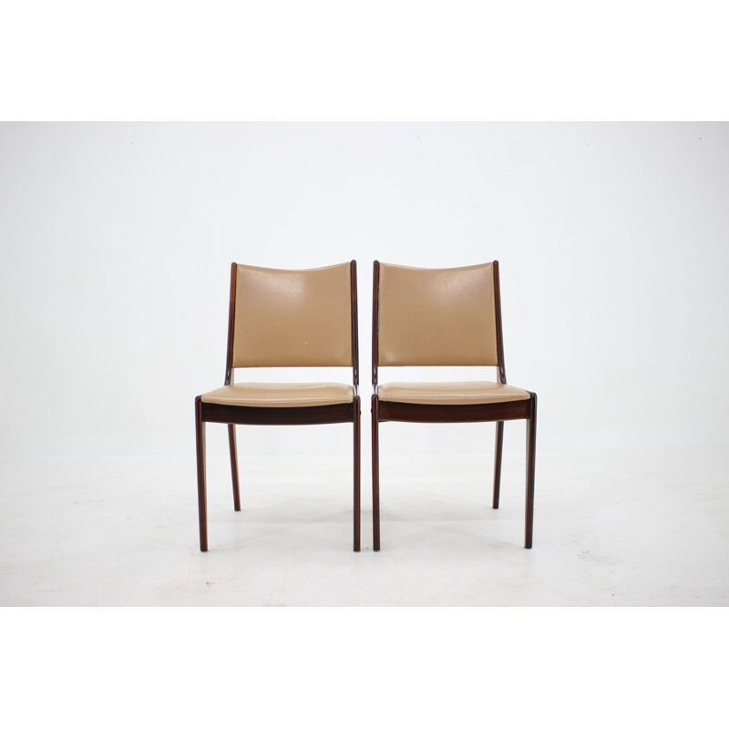 Ensemble de 4 chaises vintage en teck et simili-cuir de Johannes Andersen, 1960