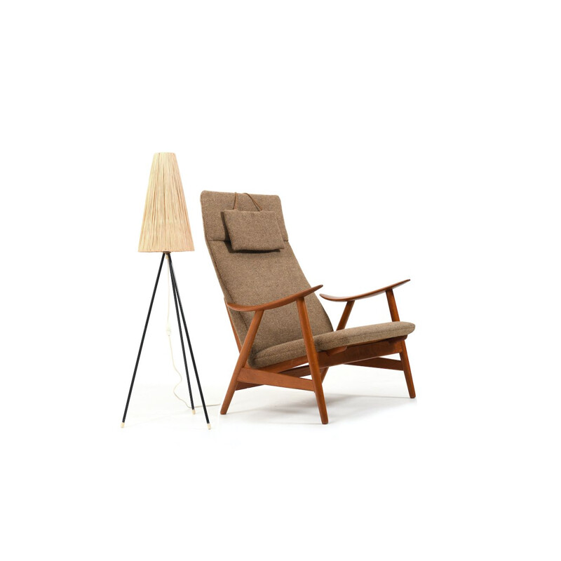 Vintage teak lounge chair by Illum Wikkelsø for Søren Willadsen Møbelfabrik, 1950s