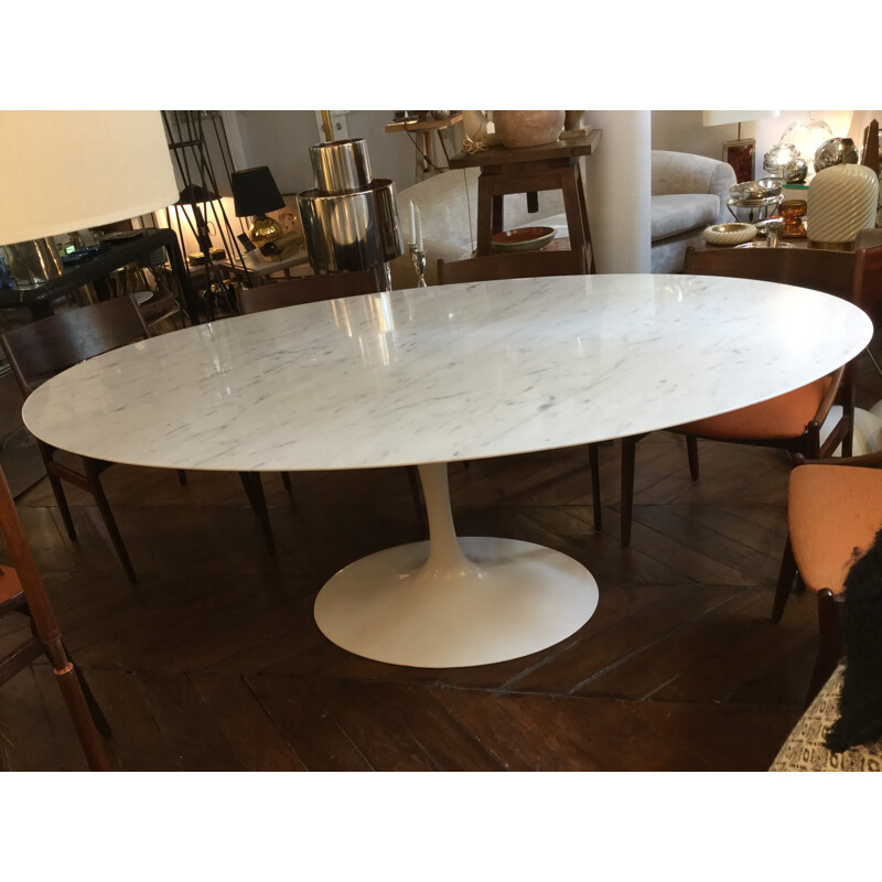 Knoll oval dining table in white marble and aluminum, Eero SAARINEN - 1970s