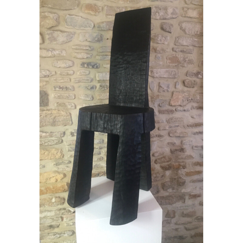 Prototipo de escultura monóxila vintage en roble quemado y ennegrecido de Bertrand Lacourt