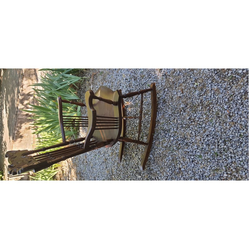 Rocking chair vintage en bois