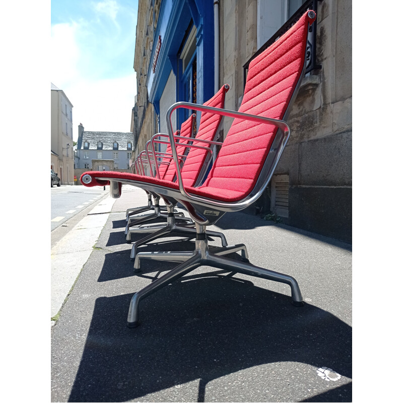 Ensemble de 4 fauteuils vintage EA116 de Charles Eames pour Vitra, 1990