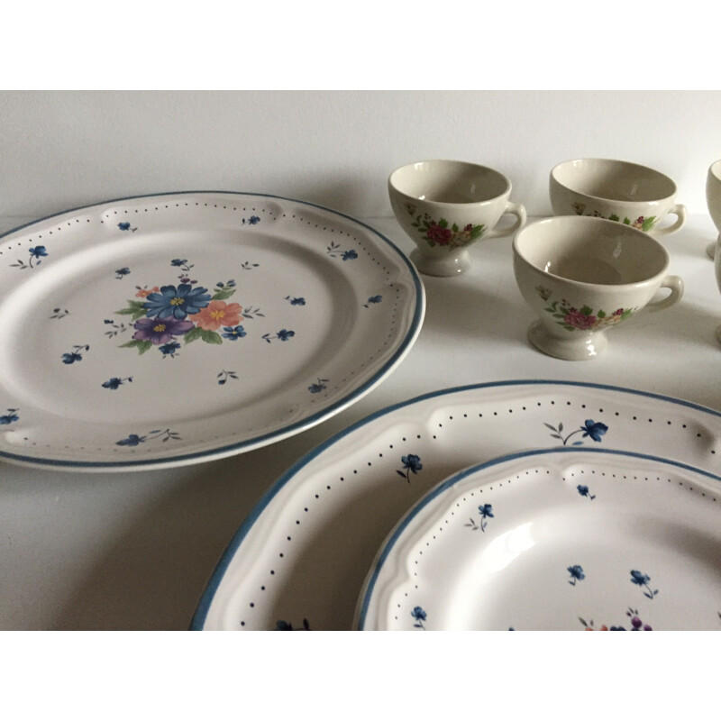 Vintage ceramic dessert set with flowers