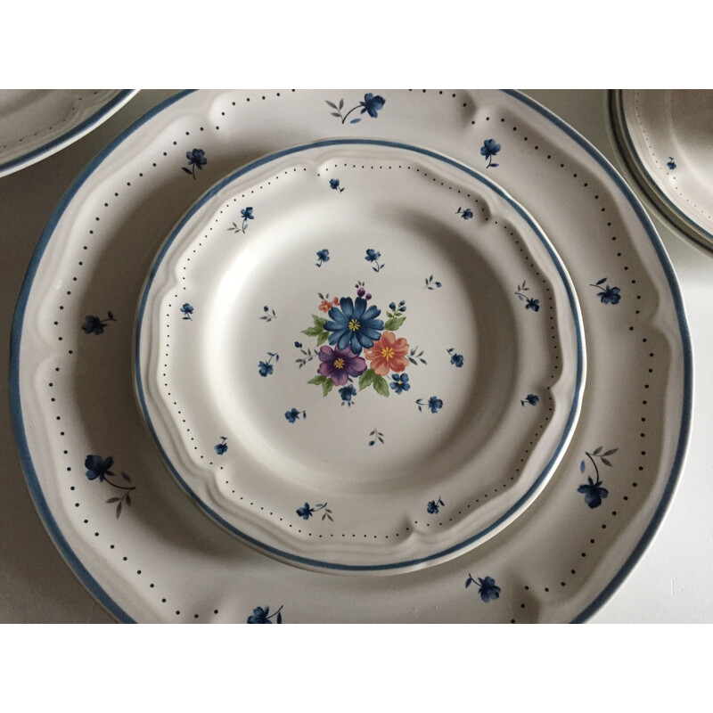 Vintage ceramic dessert set with flowers