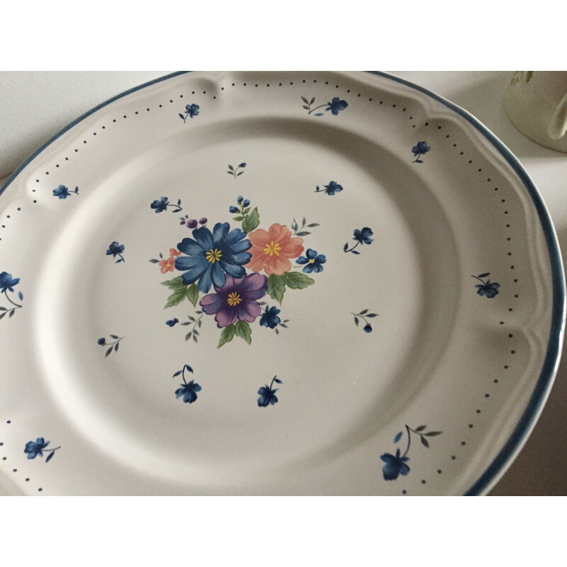 Vintage ceramic dessert set with flowers