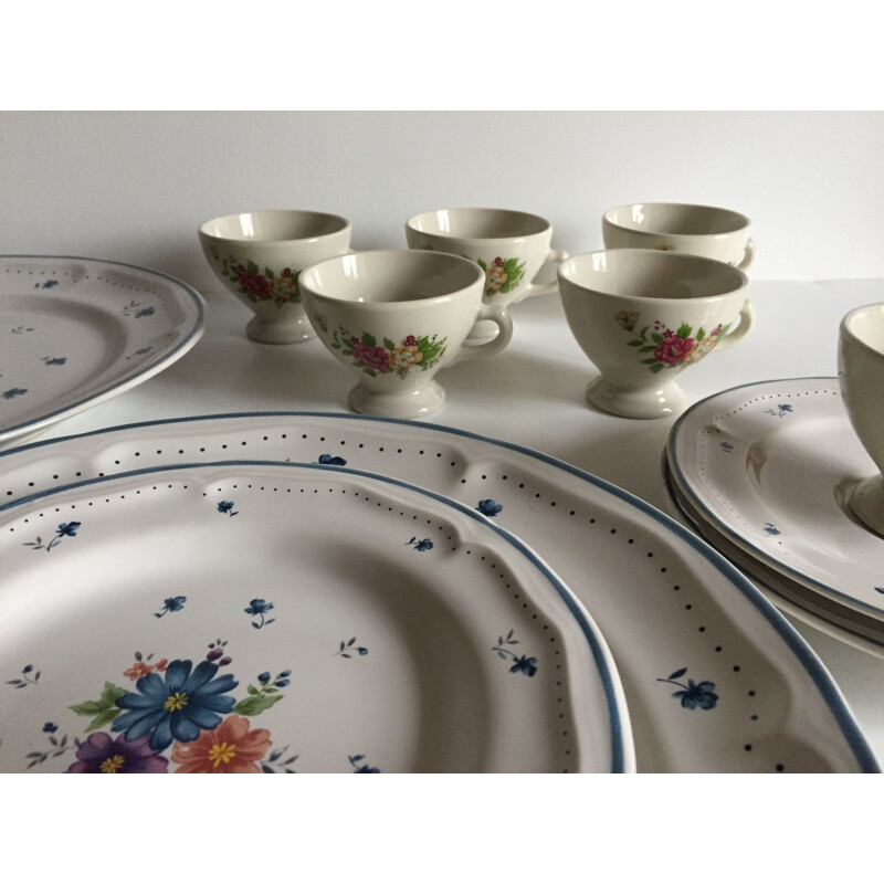 Vintage ceramic dessert set with flowers