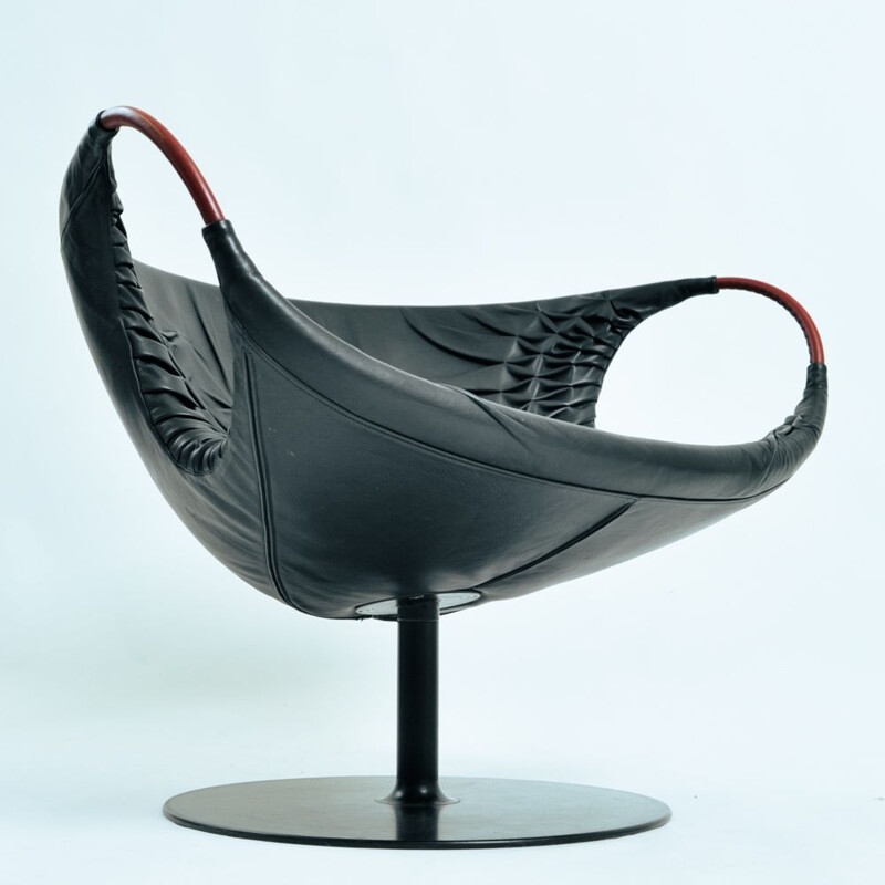 Vintage leather swivel armchair by Patrizia Urquiola for Moroso, Italy 1990