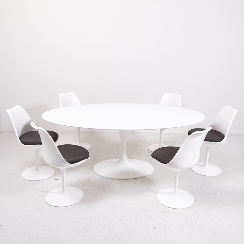 Ensemble de salle à manger tulipe vintage par Eero Saarinen