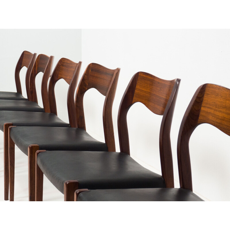 Set of 6 vintage model 71 dining chairs by Arne Hovmand-Olsen for J.L. Møller Møbelfabrik, Denmark
