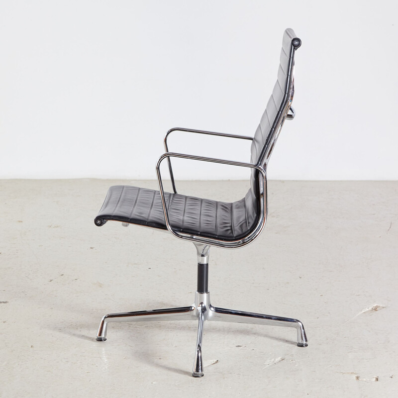 Vintage EA112 office swivel armchair by Charles & Ray Eames