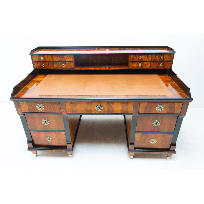 Biedermeier walnut desk, Austria-Hungary 1830