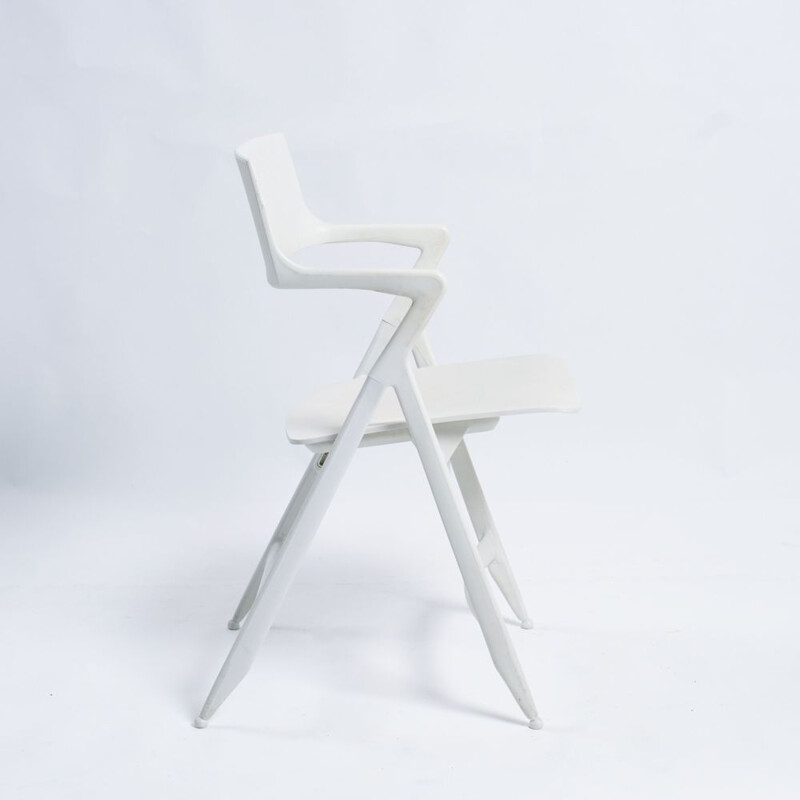 Set of 4 vintage folding chairs by Kartell