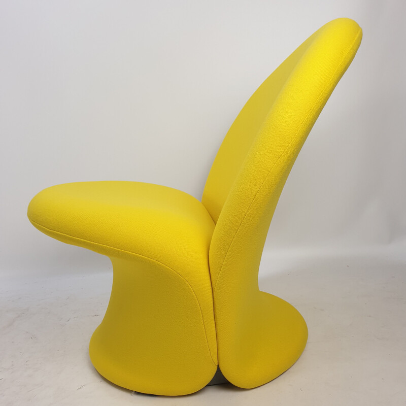 Model F572 vintage armchair by Pierre Paulin for Artifort, 1967