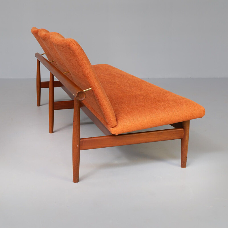 Model 1373 vintage sofa by Finn Juhlfor France & Son, 1950s