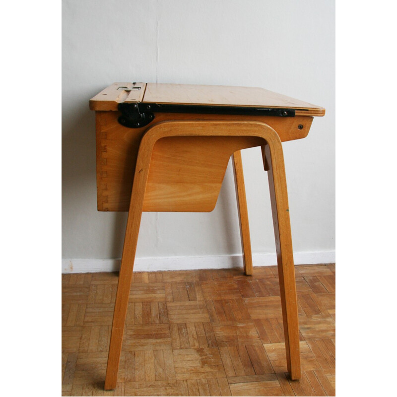 Child desk and its chair in wood - 1960s