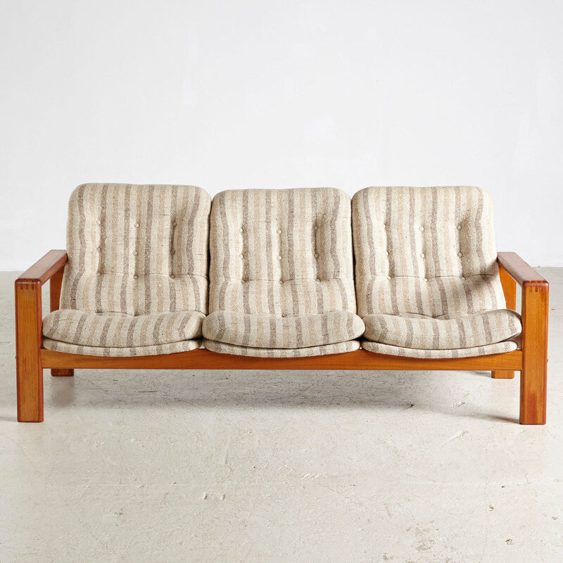 Vintage three-seater teak sofa by Thams Kvalitet, 1970s