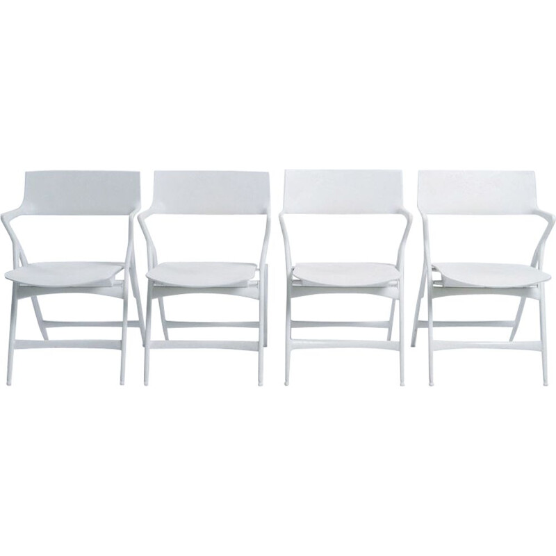 Set of 4 vintage folding chairs by Kartell