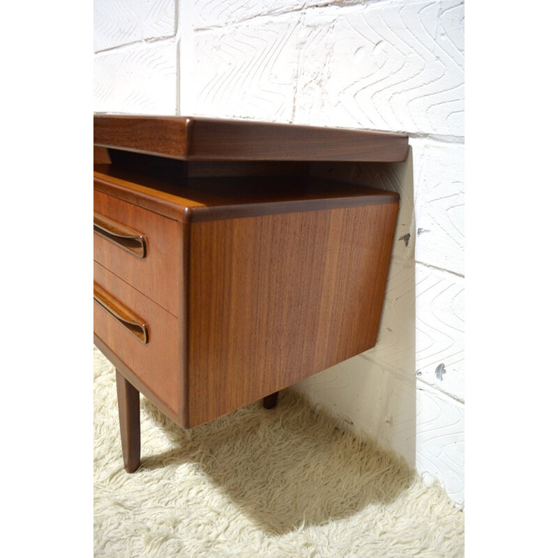 Desk "Fresco" in teak, Victor WILKINS - 1960s