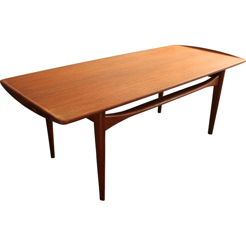 Scandinavian vintage FD503 teak coffee table by Kindt-larsen for France and Daverkosen, 1955