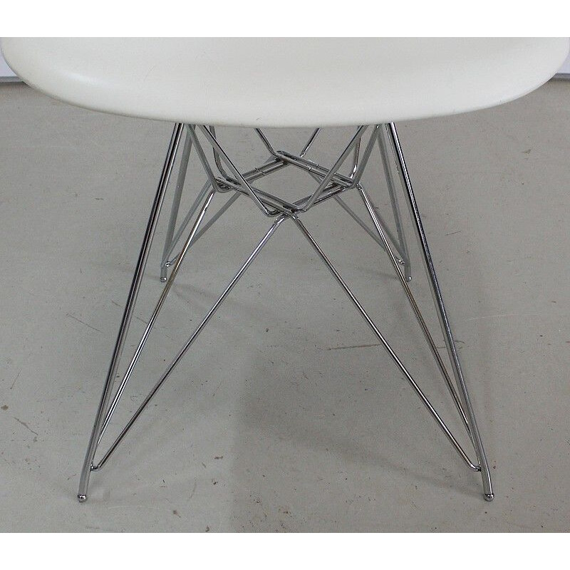 Set of 4 vintage chairs model DSR by Ray and Charles Eames for Vitra, 1960s