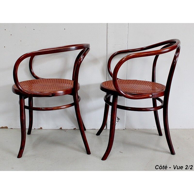 Pareja de sillones de madera vintage Le Corbusier de Thonet, Francia 1920